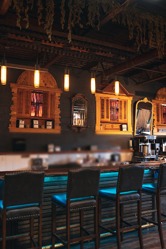 Lidios Cafe & Flowers