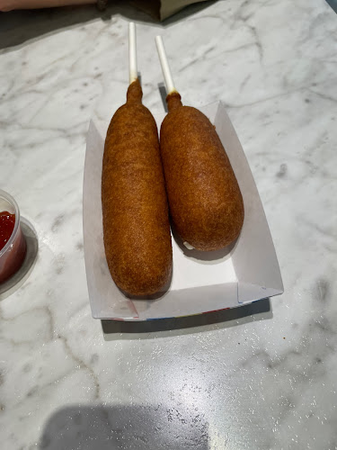 Opinii despre Hot Dog on a Stick în Phoenix - Hospitality and gastronomy