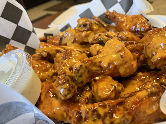 Cedar Cliff Pizza - Hospitality and gastronomy