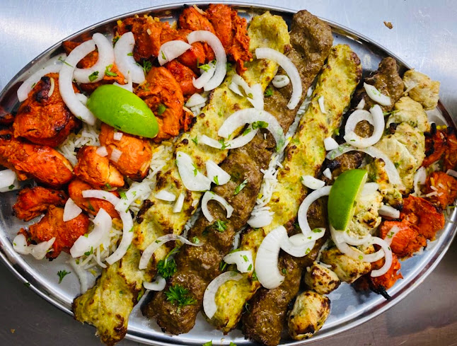 Comentarii opinii despre Falak Restaurant & Banquets