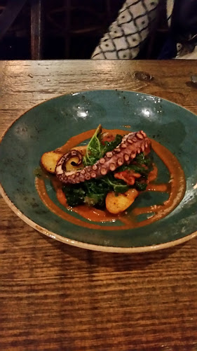 Opinii despre Trident Galley & Raw Bar în Hingham - Hospitality and gastronomy