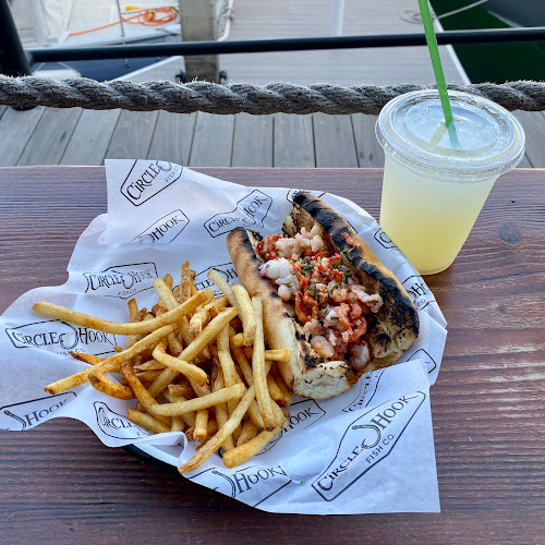 Circle Hook Fish Company - Hospitality and gastronomy