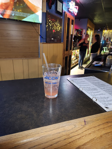 High Heat Sports Grill - Hospitality and gastronomy