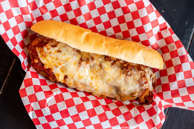 Comentarii opinii despre Crooked Feathers Pizza & Wings - O'Fallon