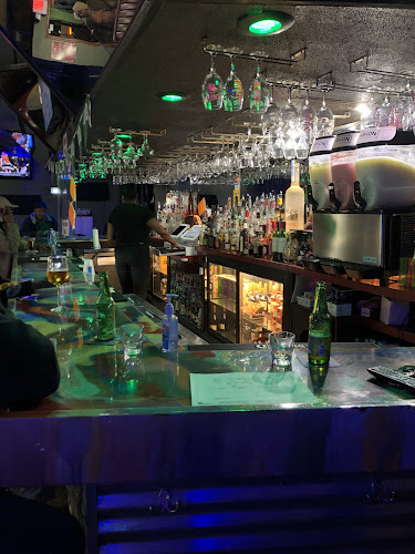 Cali Bar & Grill Lounge - Cincinnati