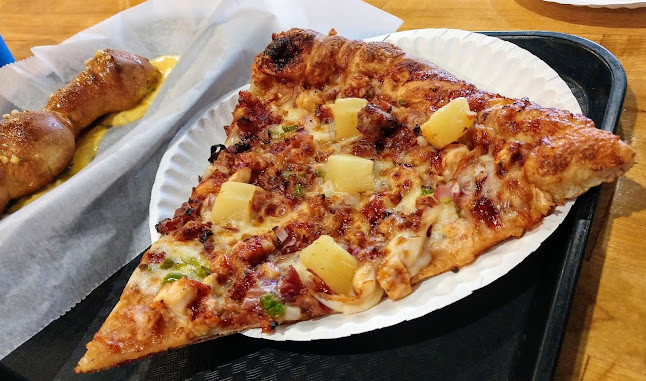 Brozinni Pizzeria - Hospitality and gastronomy