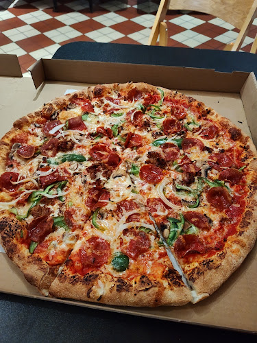 Essex's N.Y. Pizza & Deli - Hospitality and gastronomy