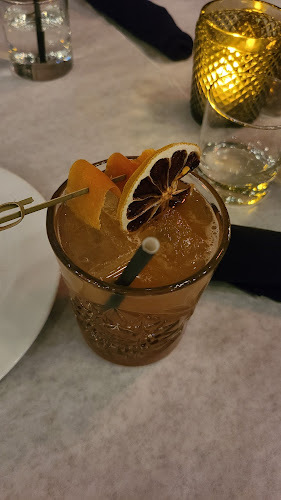 231 N Brand Blvd, Glendale, CA 91203