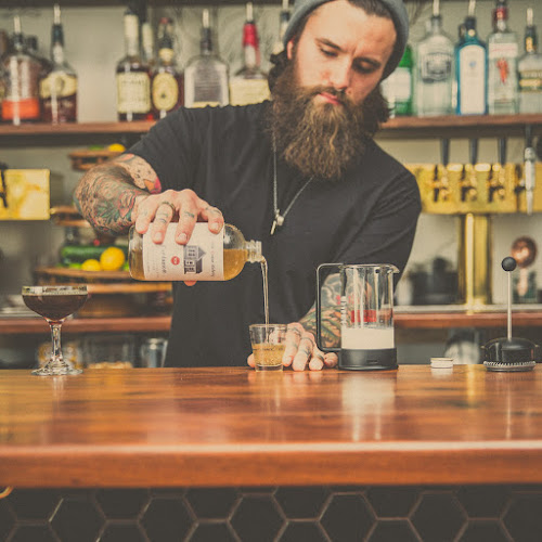 Comentarii opinii despre Pink House Alchemy