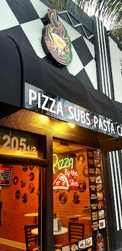 205 1/2 Main St, Huntington Beach, CA 92648, United States