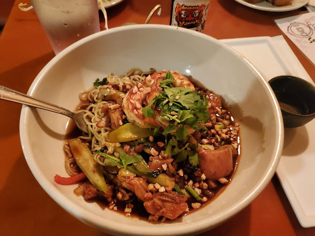 Comentarii opinii despre Issei Noodle