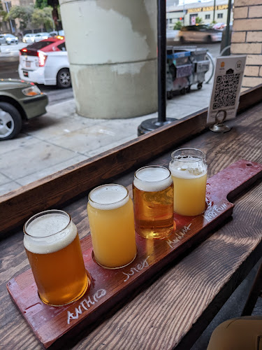 The Crafty Fox Ale House - Hospitality and gastronomy