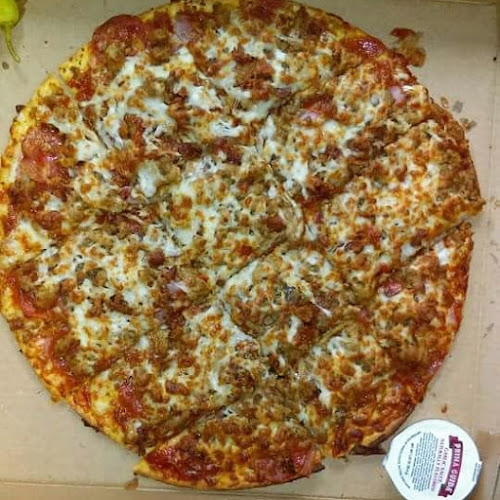 Opinii despre Hometown Pizza în Memphis - Hospitality and gastronomy