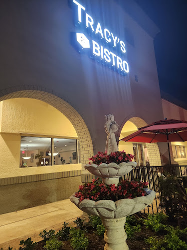 Tracy's Bistro