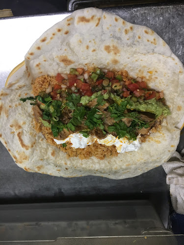 Opinii despre Casa Mañana Mexican Restaurant Santa Maria în Santa Maria - Hospitality and gastronomy