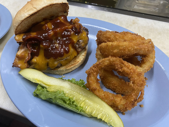 Kris’ Mid City Tavern - Albany