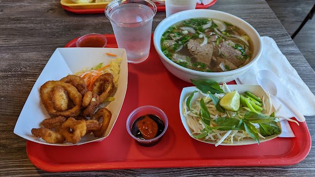 Comentarii opinii despre Café Trang Bistro Lehi