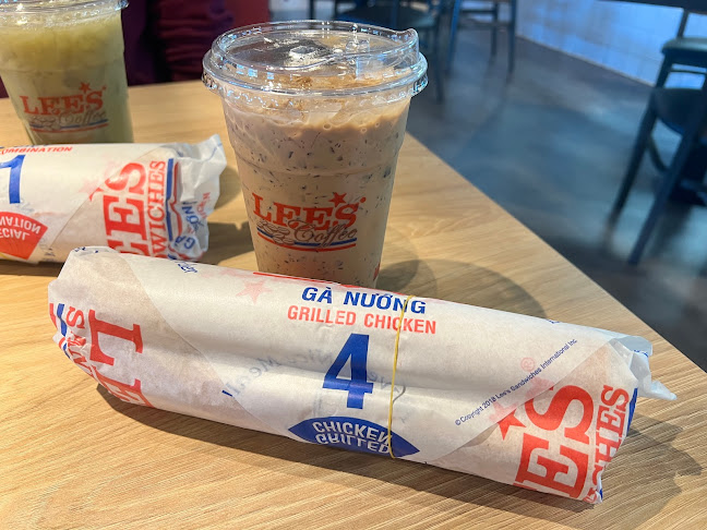 Comments and reviews of Lee's Sandwiches