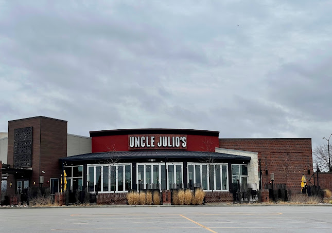 Uncle Julio's Brookfield