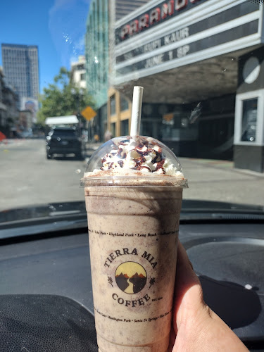 Opinii despre Tierra Mia Coffee în Oakland - Hospitality and gastronomy