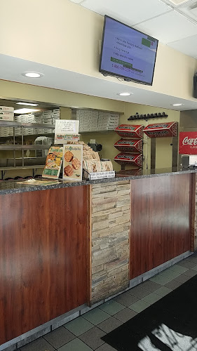 Franco's Pizza - Hospitality and gastronomy