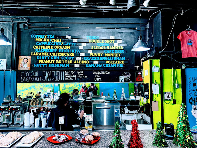 Common Grounds Coffee Shop - Hospitality and gastronomy