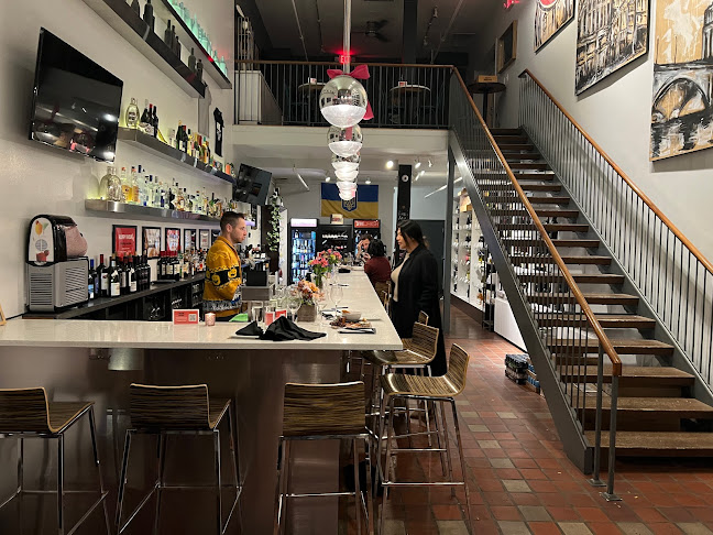 Comentarii opinii despre Wine on High Bar & Retail