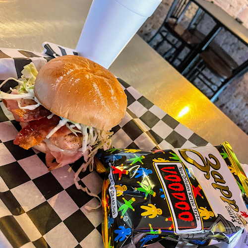 Decades Pub and Grub - Hospitality and gastronomy