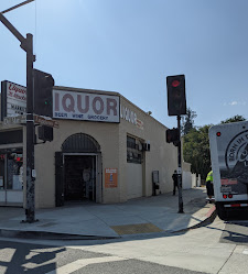 Raymond's Liquor Market