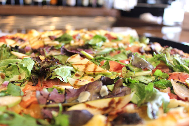 Olive’s Fresh Pizza Bar Edina