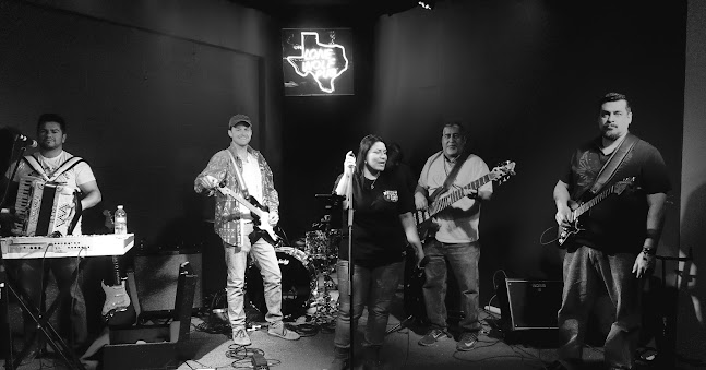 Opinii despre Lone Wolf Pub în San Angelo - Hospitality and gastronomy