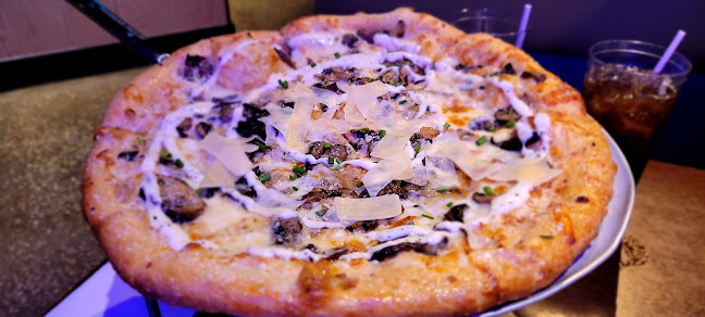 Mellow Mushroom Sanford - Sanford