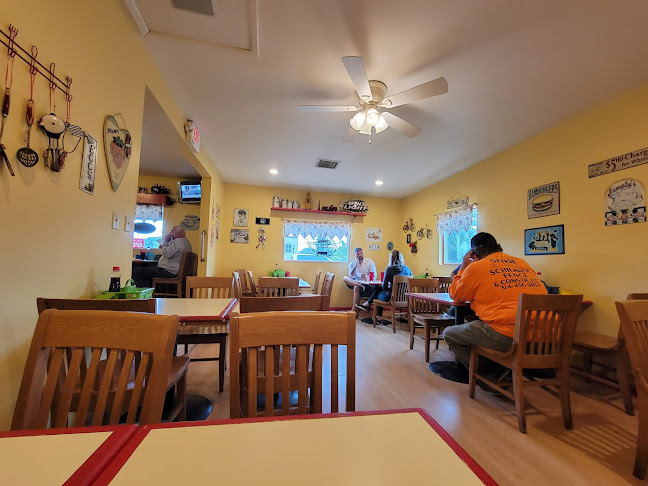 Main Street Diner - St Peters