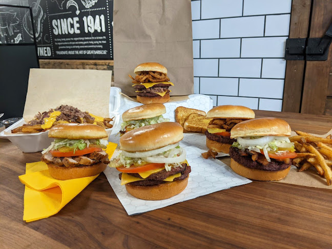 Big Deal Burger - Hospitality and gastronomy