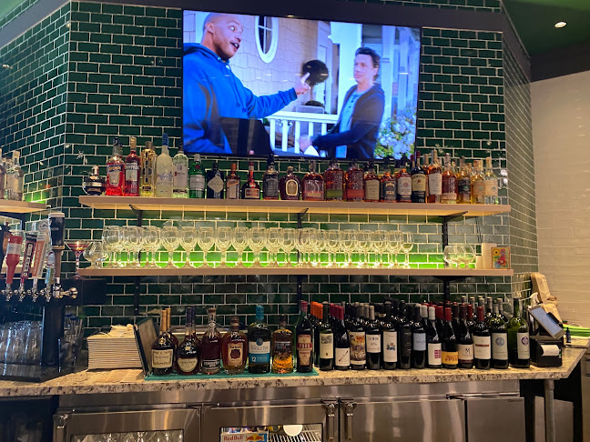 Olive’s Fresh Pizza Bar Edina