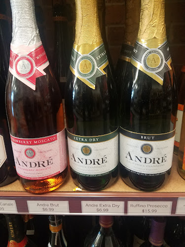 6829 San Pedro Ave, San Antonio, TX 78216