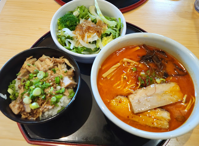 Hokkaido Ramen Santouka Bellevue - Hospitality and gastronomy