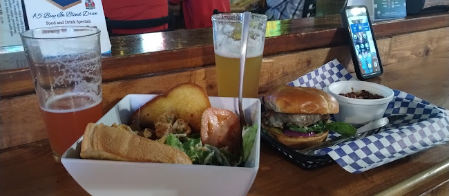 Comentarii opinii despre High Heat Sports Grill