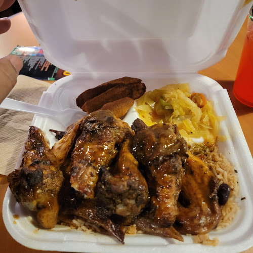 Kingston 10 Restaurant & Bar - Florissant