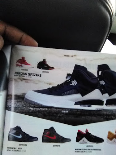 Opinii despre Barone's Food Market în Saginaw - Hospitality and gastronomy