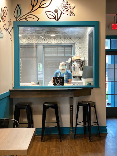 124 W Main St, West Dundee, IL 60118, United States