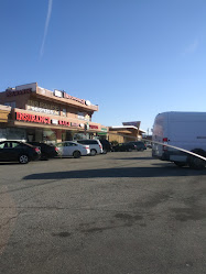 Leprechaun Liquor & Market