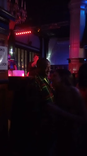 Penuche's Sports Bar