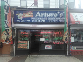 Arturo's Pizzeria & Restaurant