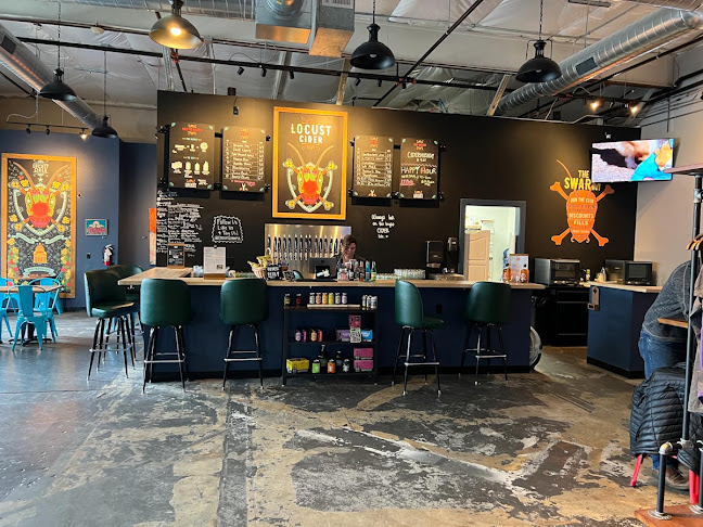 Opinii despre Locust Cider Olympia în Olympia - Hospitality and gastronomy