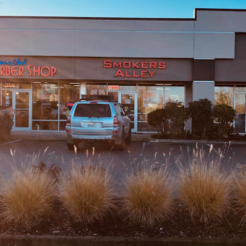 Smokers Alley Liquor and Tobacco