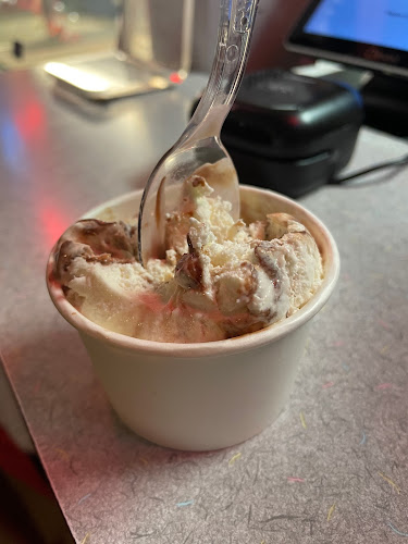 Chaps Ice Cream - Hospitality and gastronomy