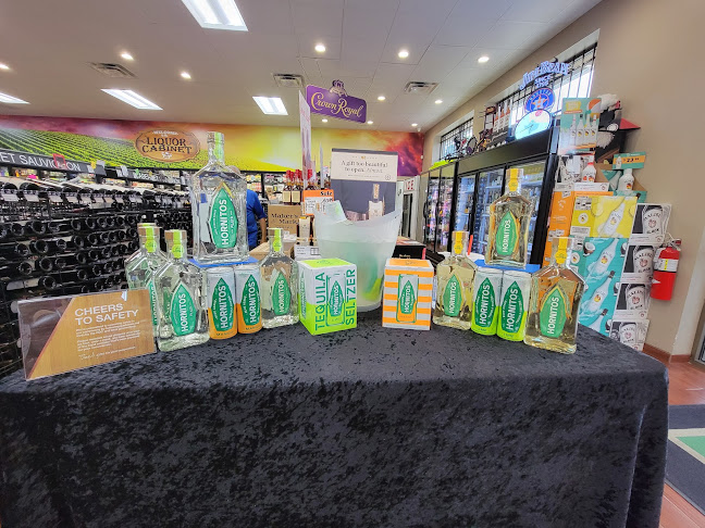 Comentarii opinii despre Liquor Cabinet