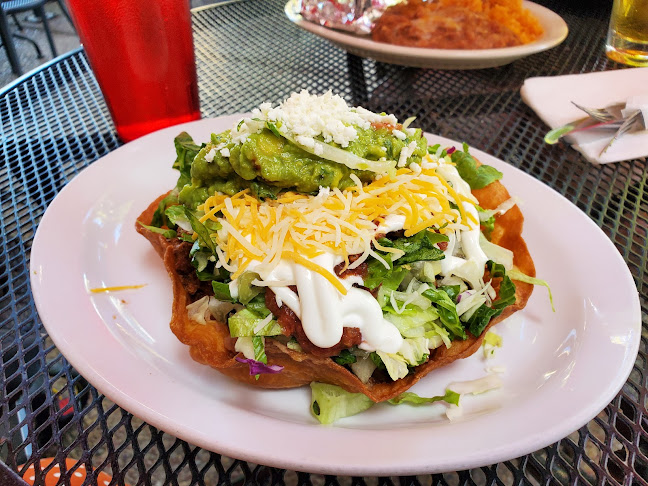 Comentarii opinii despre Villa Corona