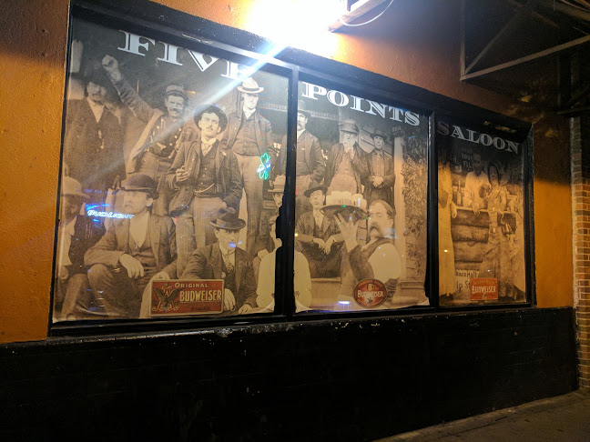 5 Points Saloon - Hospitality and gastronomy